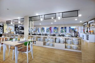 Daily buffet breakfast (IDR 50000 per person)