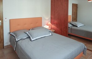 3 chambres, lit parapluie, Wi-Fi gratuit