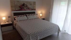 Free WiFi, bed sheets - Casa Dell'Artista 2 (Salerno)