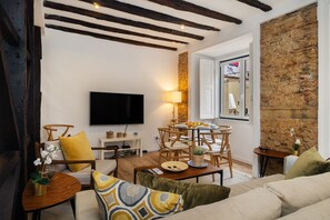 Apartment, 2 Bedrooms, 2 Bathrooms | Living area | Flat-screen TV - São Vicente Deluxe Apartment (Lisbon)