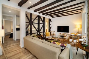 Appartement, 2 chambres, 2 salles de bains | Coin séjour