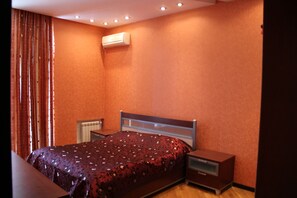 2 عدّة غرف نوم وخدمة الإنترنت