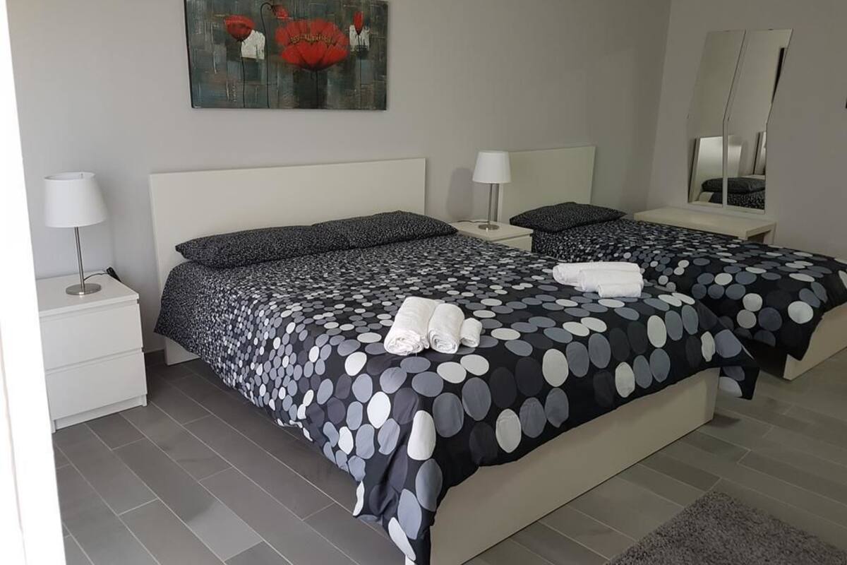 In-room safe, rollaway beds, free WiFi, bed sheets