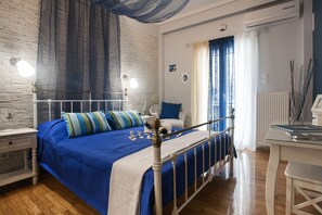 2 slaapkamers, een kluis op de kamer, een bureau, geluiddichte muren