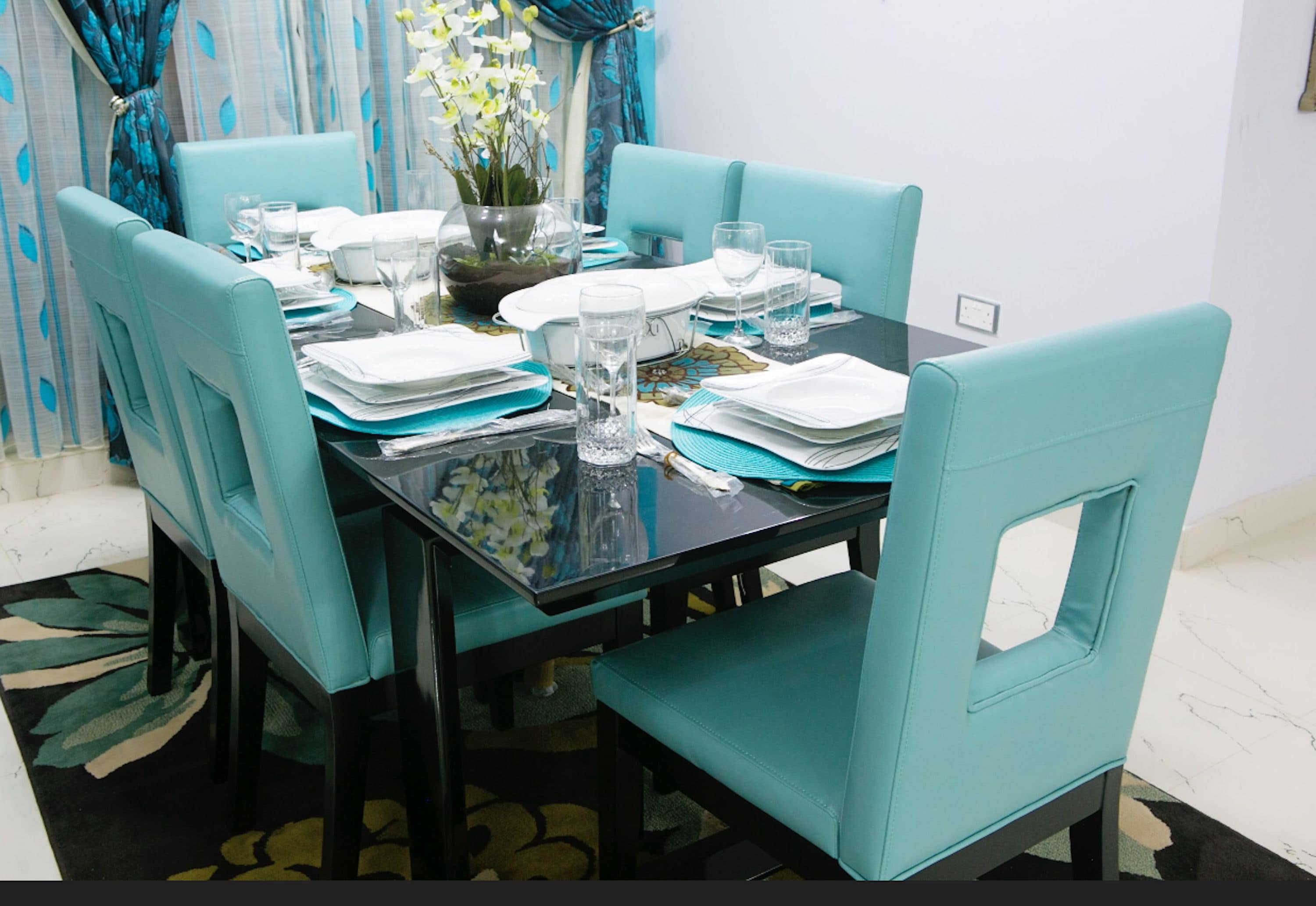 Apartment, 3 Bedrooms | In-room dining