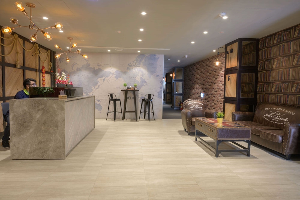 K Hotel photo 3