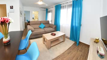 Huoneisto, 1 makuuhuone | Olohuone | Älytelevisio