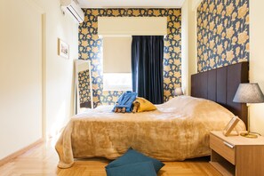 Apartment, 3 Bedrooms | Soundproofing, iron/ironing board, free WiFi, bed sheets - Central cozy apartment (Athens)