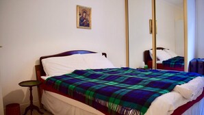 Apartment (1 Bedroom) | 1 Schlafzimmer, hochwertige Bettwaren, laptopgeeigneter Arbeitsplatz
