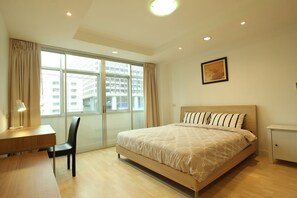 2 bedrooms, iron/ironing board, free WiFi