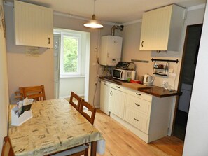 Apartamento (2/6) | Cocina privada | Hervidor eléctrico