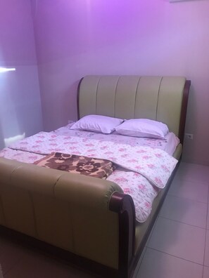 Iron/ironing board, free WiFi, bed sheets - LUX Apartments Podgorica III (Podgorica)