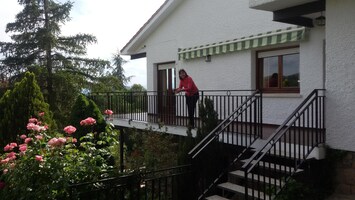 Fachada lateral de Casa rural Deo Gratias