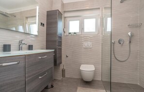 Bathtub