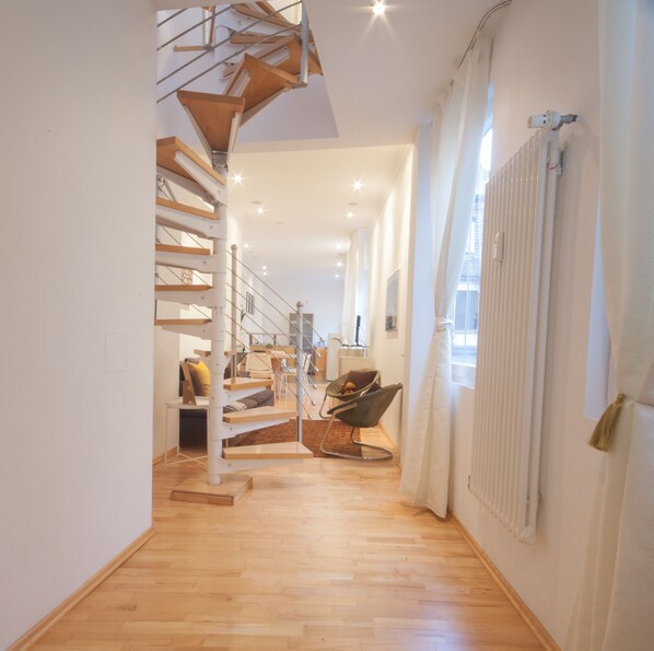 디자인 아파트 | 거실 공간 | 평면 TV