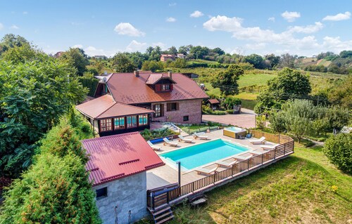 Nice home in Ludbreg with sauna