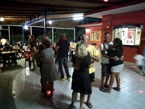 Sports bar