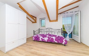 2 habitaciones, cuna de viaje, wifi gratis y ropa de cama 
