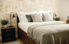 4 Schlafzimmer, Reisekinderbett, kostenloses WLAN, Bettwäsche