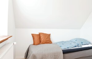 3 bedrooms, travel cot, free WiFi