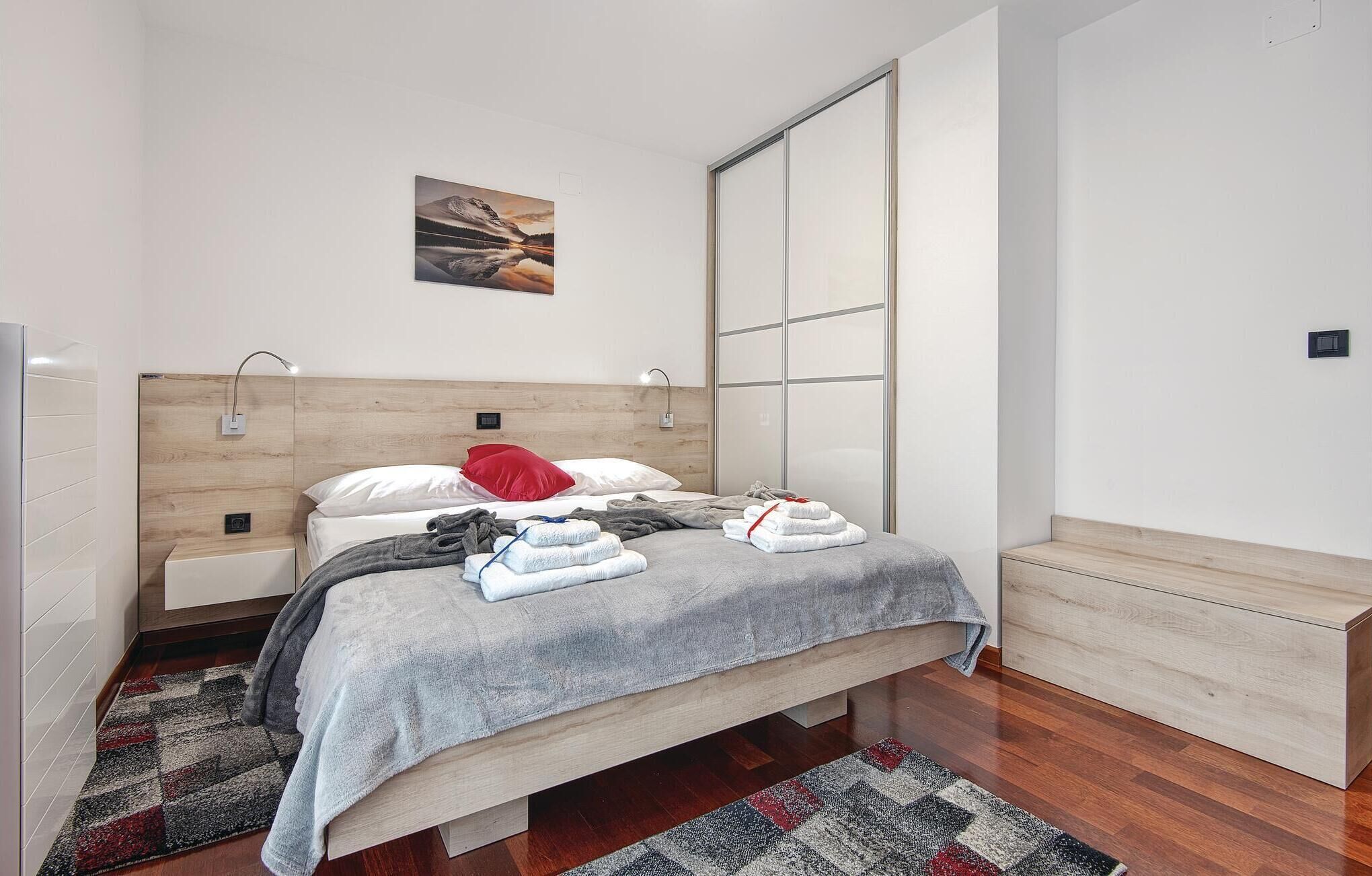 4 habitaciones, wifi gratis y ropa de cama 