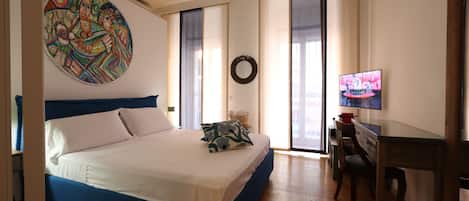 Deluxe Double Room, 1 Queen Bed, Private Bathroom