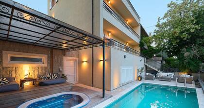 Schönes Haus in Split mit Sauna