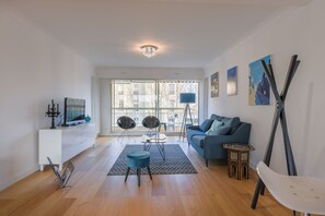 Télévision, livres, chaßne hi-fi