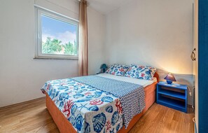 2 chambres, accès au Wi-Fi (inclus), literie fournie