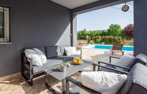 Terrace/patio - Beautiful home in Turjaci (Turjaci)