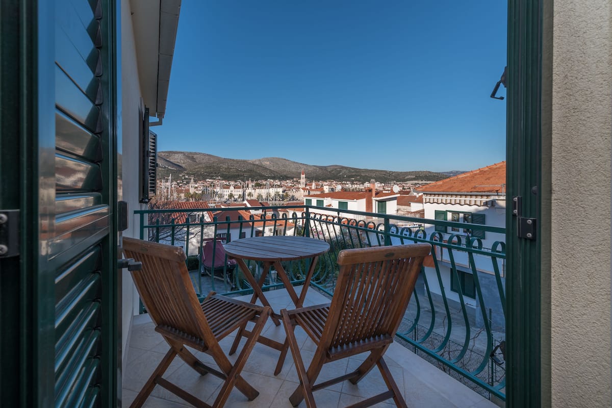 Superior Apartment, City View | Balcony