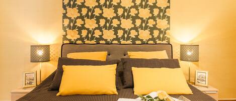 アパートメント 4 ベッドルーム シティビュー | 4 室のベッドルーム、デスク、防音設備、アイロン / アイロン台