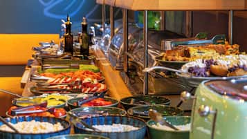 Daily buffet breakfast for a fee