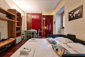 Estúdio | Wi-Fi de cortesia, roupa de cama