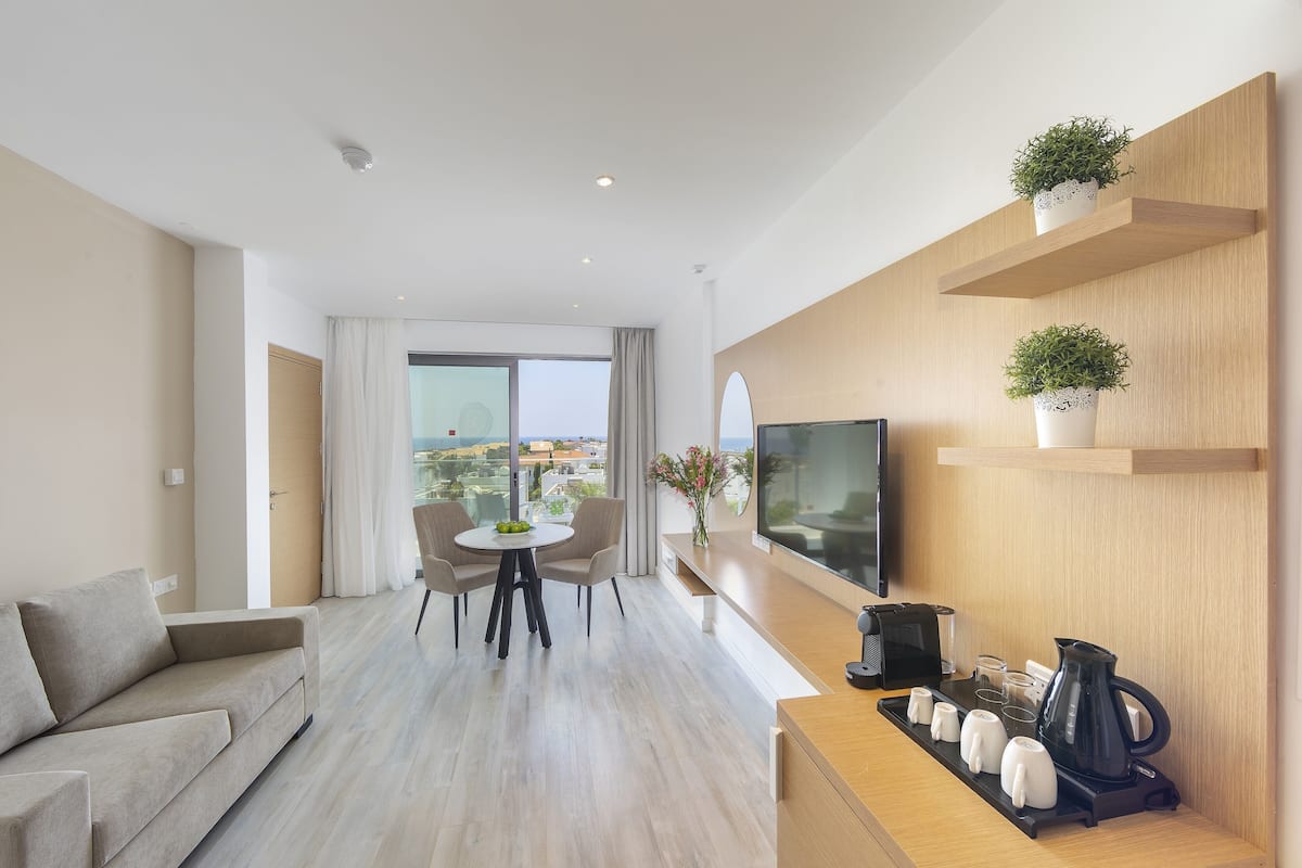 1 chambre, minibar, coffres-forts dans les chambres