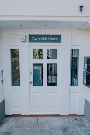 Front of property - Cavendish House (Windsor)