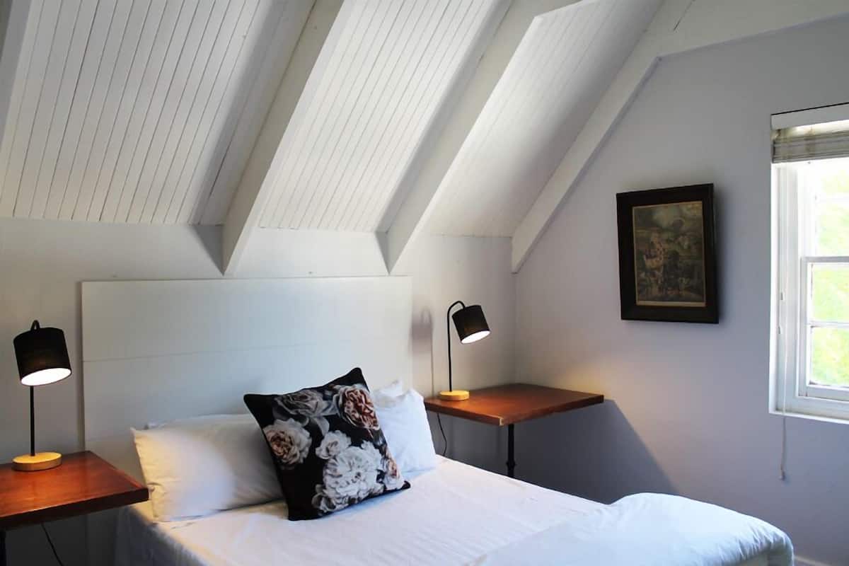Chambre Double Classique, 1 lit double, vue jardin | 1 chambre, literie de qualité supérieure, draps fournis