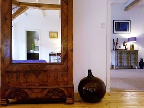 Business Double Room, Pool View (Rolin) | Room amenity