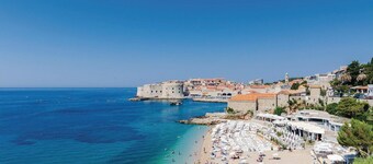 Stunning home in Slano with WiFi