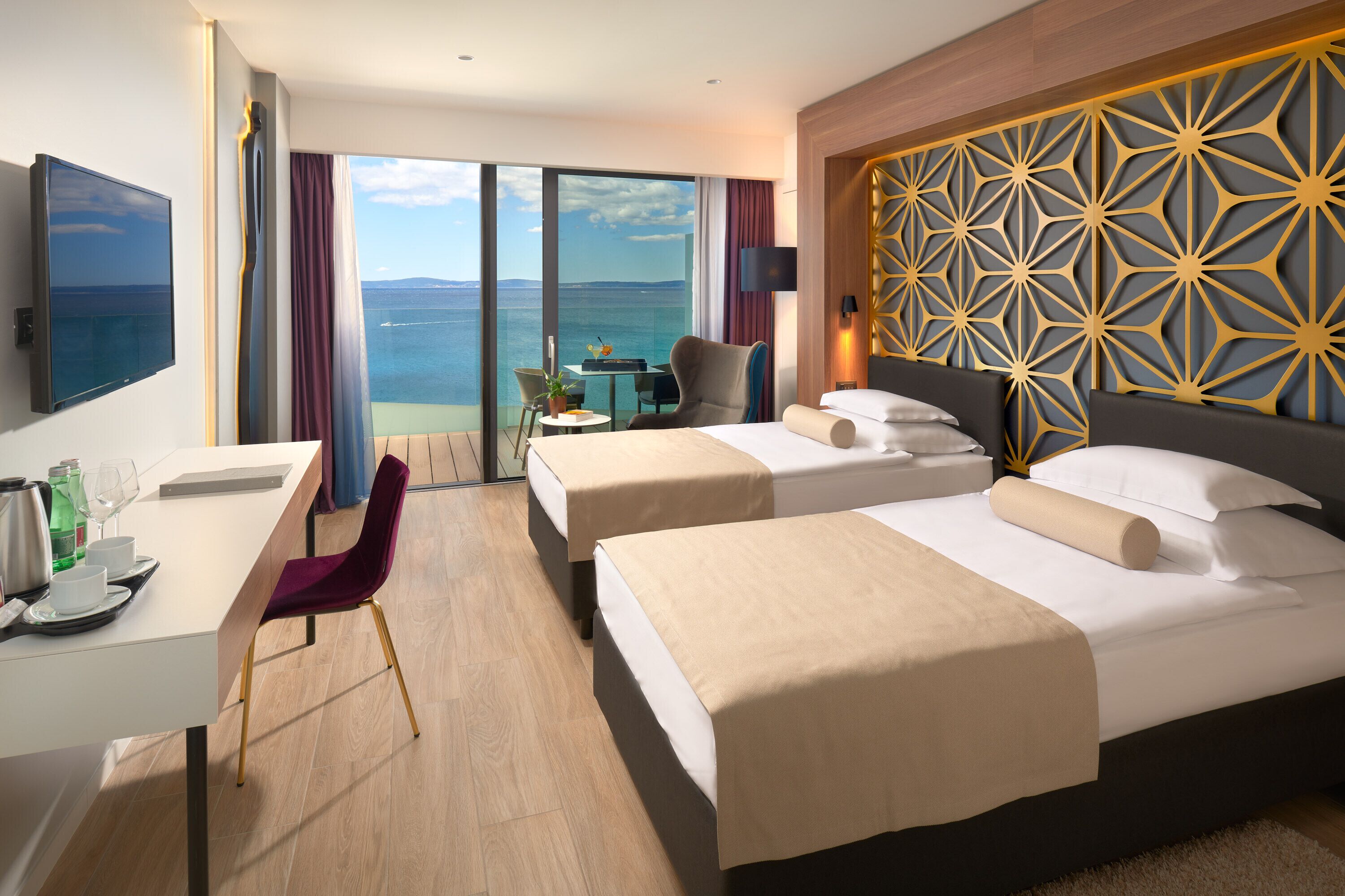 Photo - Amphora Hotel
