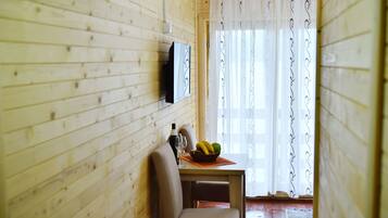 Minibar, soundproofing, free cots/infant beds, free WiFi