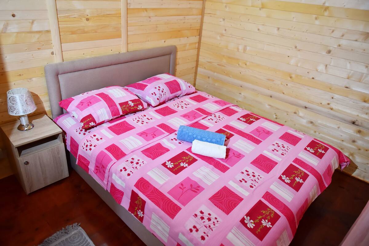 Apartment (Ljubica) | Minibar, soundproofing, free cots/infant beds, free WiFi