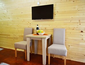 Apartment (Ljubica) | In-room dining