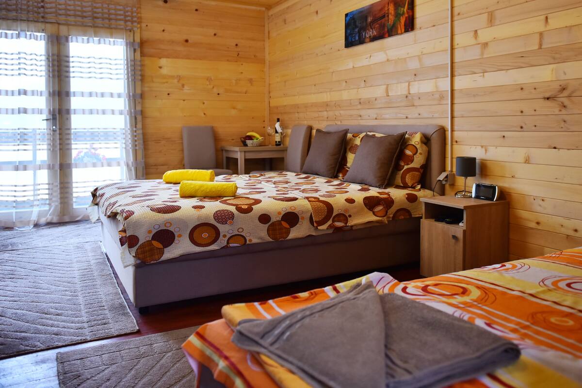 Apartment (Tina) | Minibar, soundproofing, free cots/infant beds, free WiFi