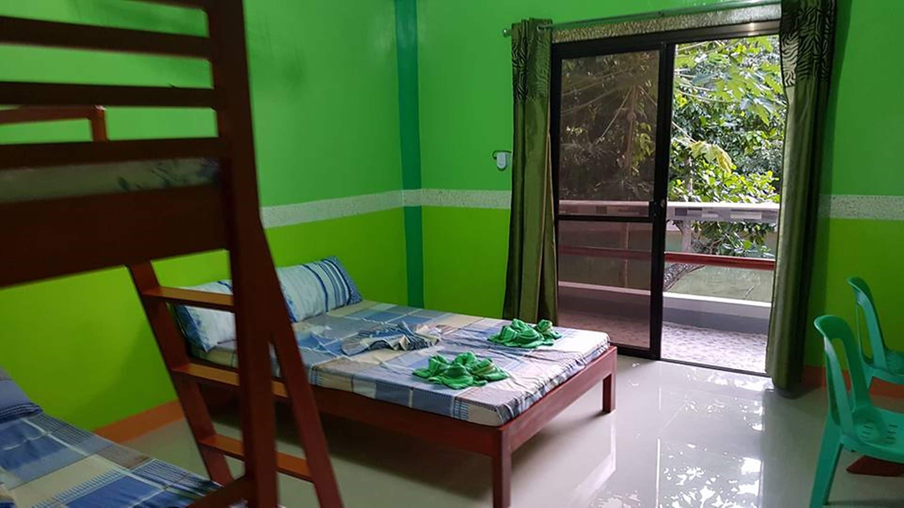 Nature Green Forest Resort