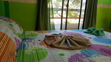 In-room safe, free WiFi, bed sheets