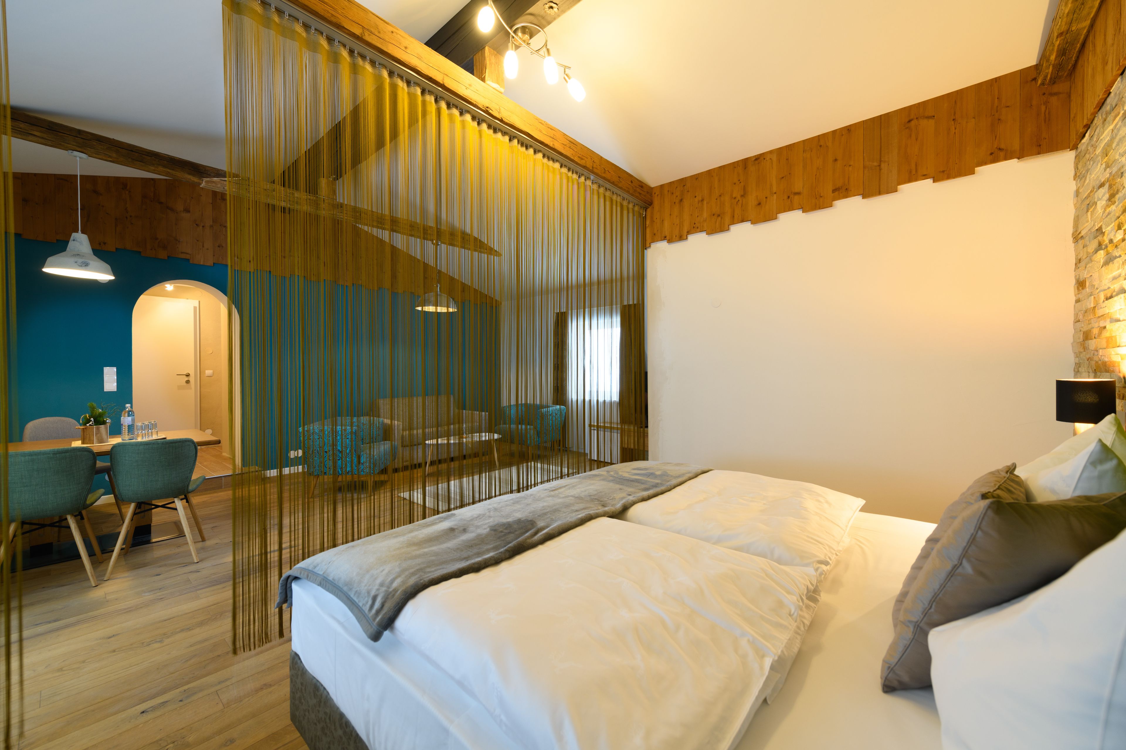 Suite, 1 Bedroom, Non Smoking, Garden View | Hypo-allergenic bedding, in-room safe, soundproofing, free WiFi