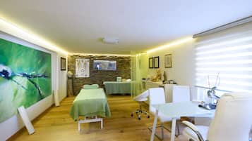 Sauna, body treatments, 3 treatment rooms