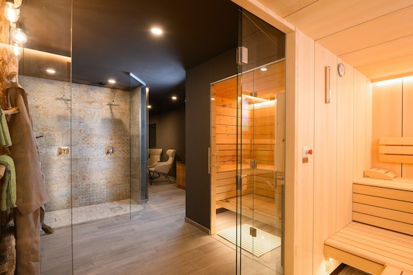 Sauna, body treatments, 3 treatment rooms