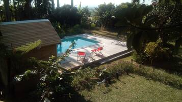 Outdoor pool, pool loungers